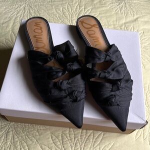 Sam Edelman pointy toe slip on fabric mules, size 6.5 gently used, black.
